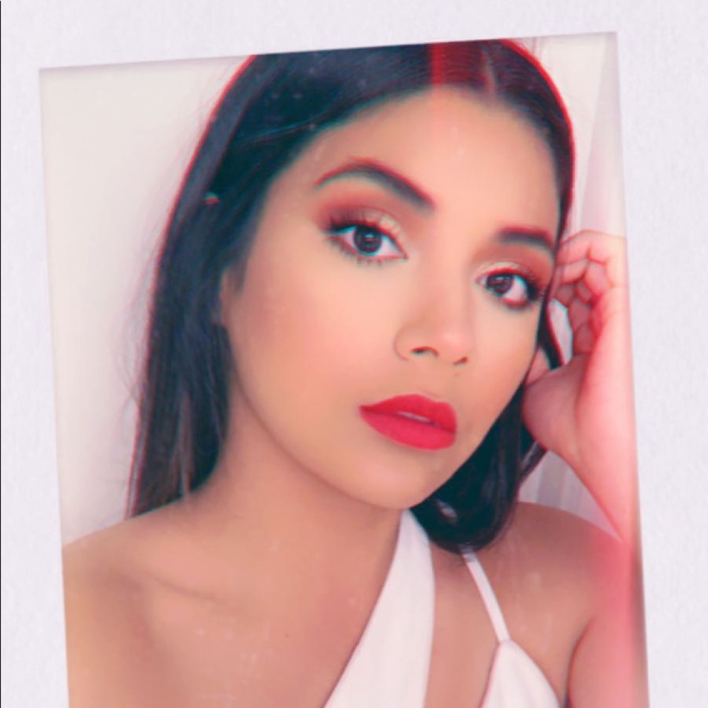 Meet your Posher, Valery